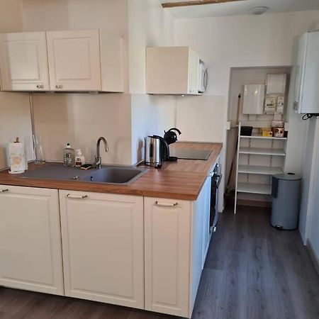 Joli Appartement Tout Confort Шалон-сюр-Сон Екстериор снимка